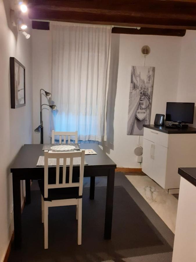 Castello Ground Floor Apartment Венеция Екстериор снимка
