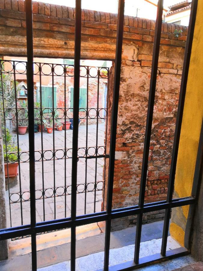 Castello Ground Floor Apartment Венеция Екстериор снимка