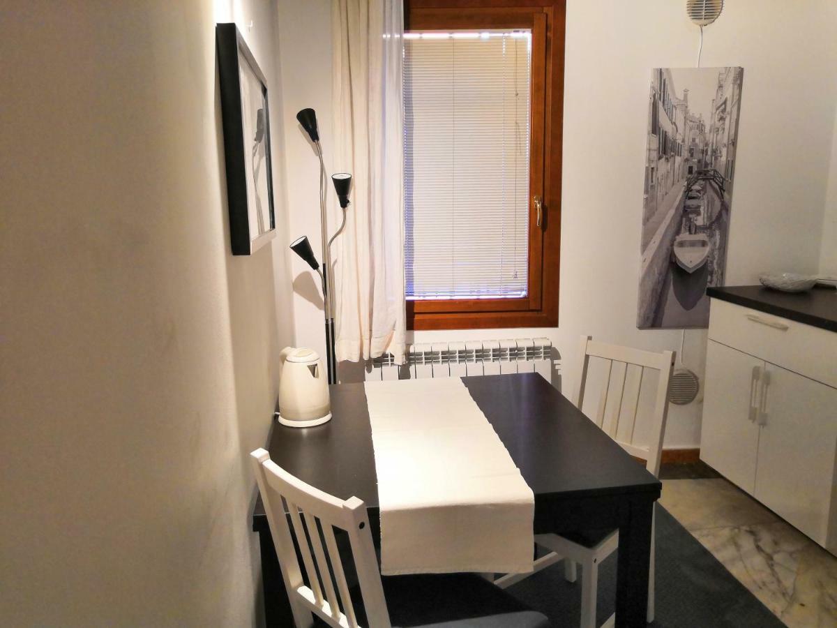 Castello Ground Floor Apartment Венеция Екстериор снимка